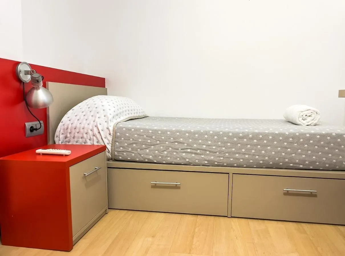 Leevin Student Barcelona Apartment