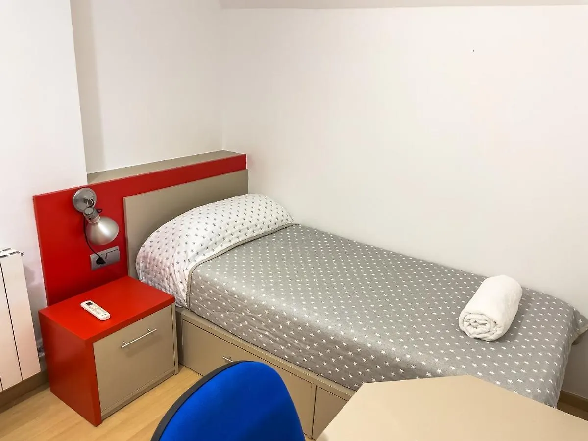 Leevin Student Barcelona Apartment